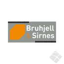 Bruhjell & Sirnes bryst logo, hvit/orange